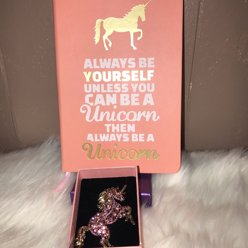 Unicorn Pin & Journal •NEW•